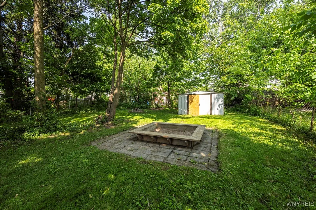 731 Plymouth Avenue, Buffalo, New York 14213, Buffalo, New York 14213, 3 Bedrooms Bedrooms, 7 Rooms Rooms,1 BathroomBathrooms,Residential,Closed,731 Plymouth Avenue, Buffalo, New York 14213,B1614480