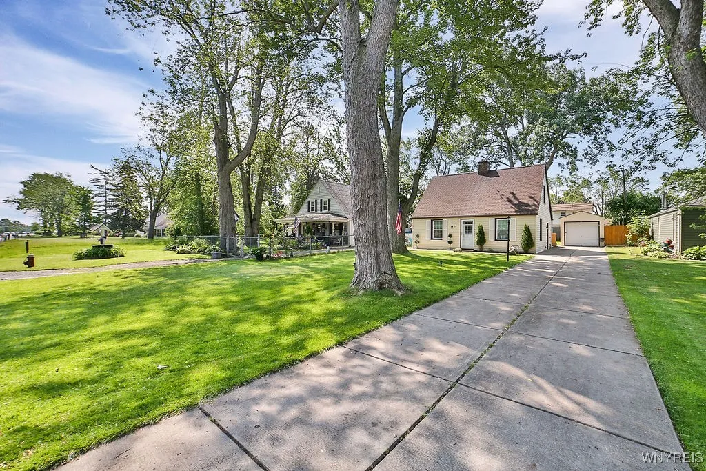 235 Koenig Road, Tonawanda-town, New York 14150, Tonawanda, New York 14150, 3 Bedrooms Bedrooms, 6 Rooms Rooms,1 BathroomBathrooms,Residential,Closed,235 Koenig Road, Tonawanda-town, New York 14150,B1614350