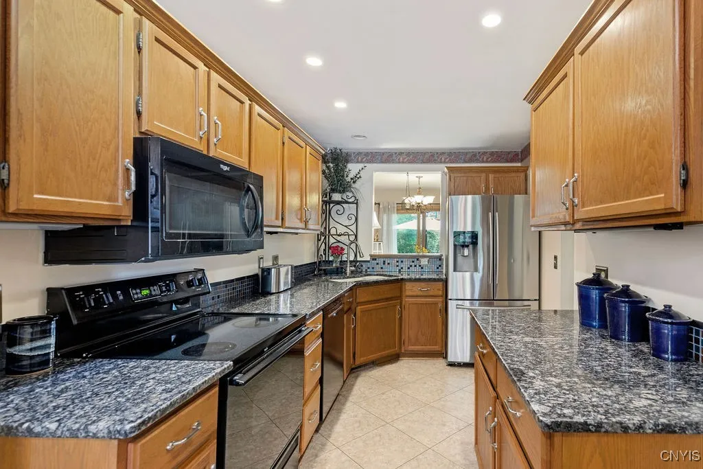 5810 Nobleton Circle, Onondaga, New York 13078, Onondaga, New York 13078, 2 Bedrooms Bedrooms, 7 Rooms Rooms,1 BathroomBathrooms,Residential,Closed,5810 Nobleton Circle, Onondaga, New York 13078,S1613734