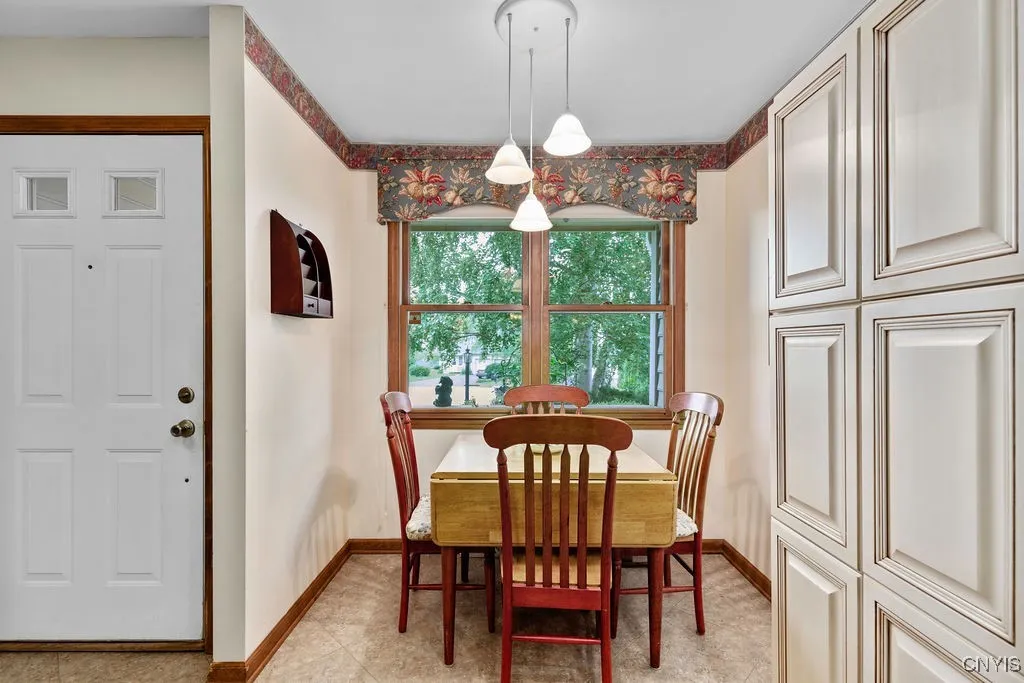 5810 Nobleton Circle, Onondaga, New York 13078, Onondaga, New York 13078, 2 Bedrooms Bedrooms, 7 Rooms Rooms,1 BathroomBathrooms,Residential,Closed,5810 Nobleton Circle, Onondaga, New York 13078,S1613734