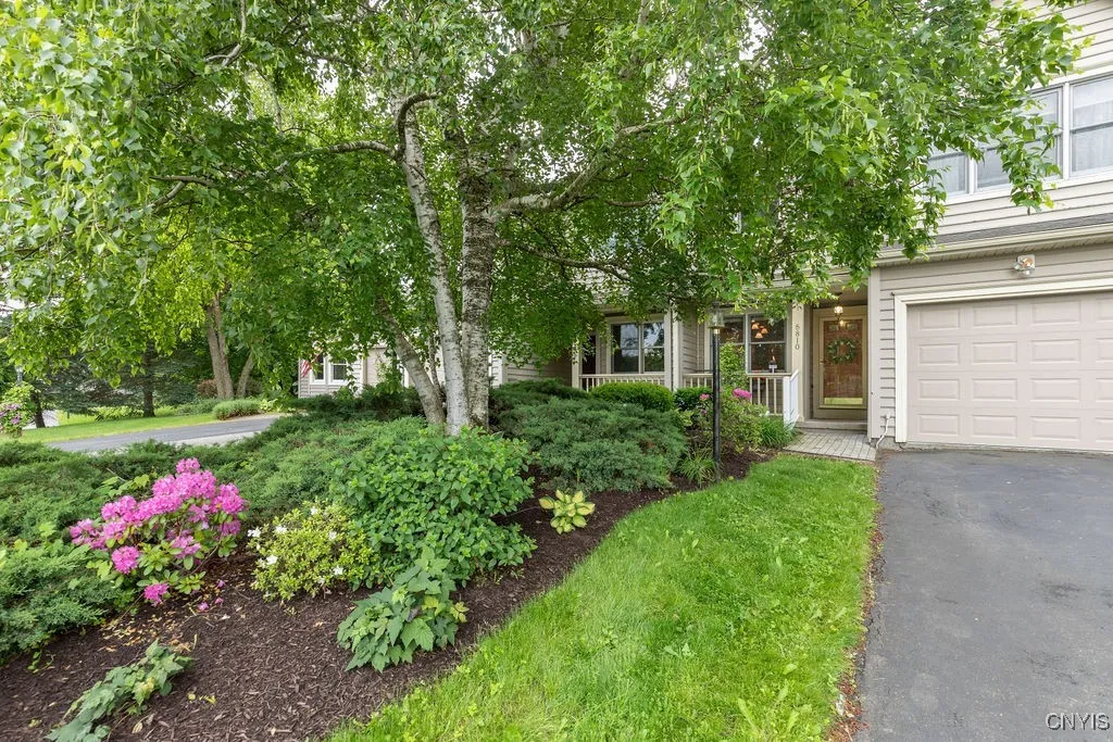 5810 Nobleton Circle, Onondaga, New York 13078, Onondaga, New York 13078, 2 Bedrooms Bedrooms, 7 Rooms Rooms,1 BathroomBathrooms,Residential,Closed,5810 Nobleton Circle, Onondaga, New York 13078,S1613734