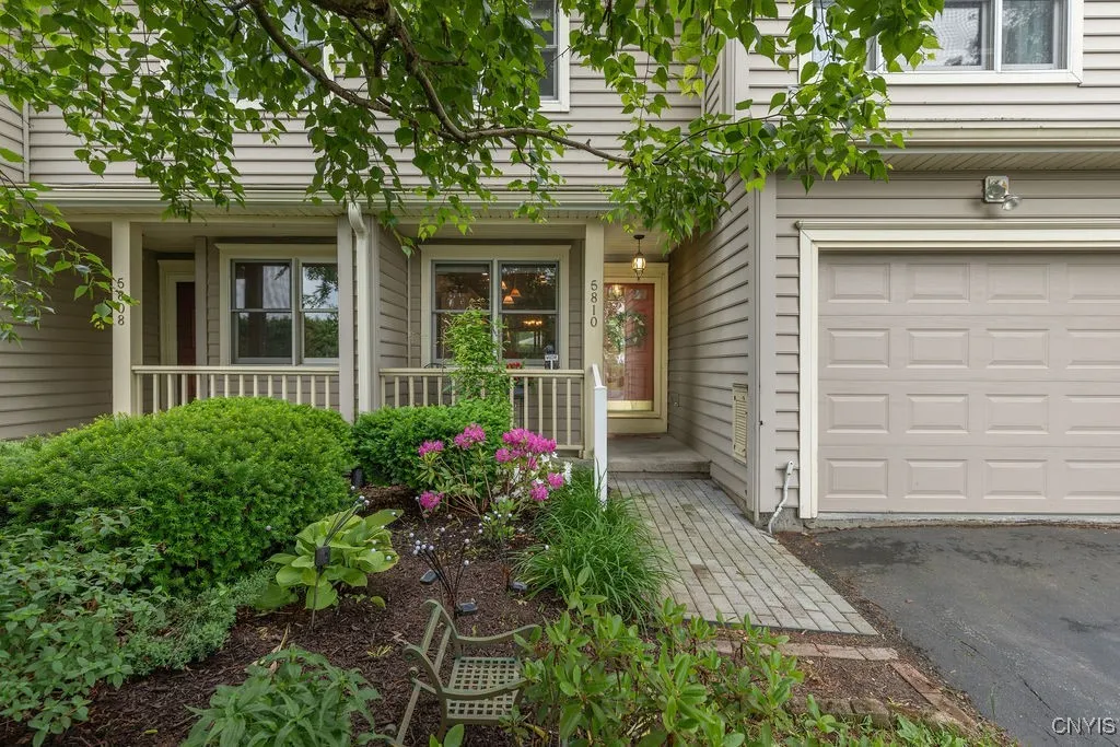 5810 Nobleton Circle, Onondaga, New York 13078, Onondaga, New York 13078, 2 Bedrooms Bedrooms, 7 Rooms Rooms,1 BathroomBathrooms,Residential,Closed,5810 Nobleton Circle, Onondaga, New York 13078,S1613734