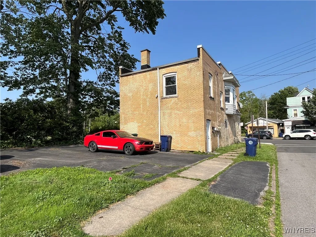 600 Cayuga Drive, Niagara Falls, New York 14304, Niagara Falls, New York 14304, 4 Bedrooms Bedrooms, ,2 BathroomsBathrooms,Residential,Closed,600 Cayuga Drive, Niagara Falls, New York 14304,0,B1614593