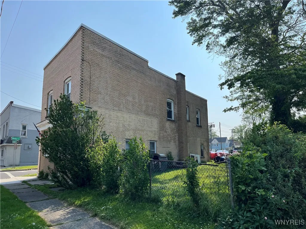 600 Cayuga Drive, Niagara Falls, New York 14304, Niagara Falls, New York 14304, 4 Bedrooms Bedrooms, ,2 BathroomsBathrooms,Residential,Closed,600 Cayuga Drive, Niagara Falls, New York 14304,0,B1614593