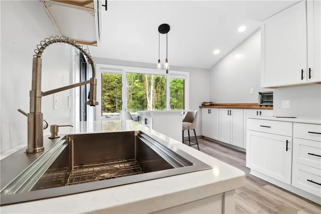 1324 New Seabury Lane, Victor, New York 14564, Victor, New York 14564, 4 Bedrooms Bedrooms, 8 Rooms Rooms,3 BathroomsBathrooms,Residential,Closed,1324 New Seabury Lane, Victor, New York 14564,0,R1614437