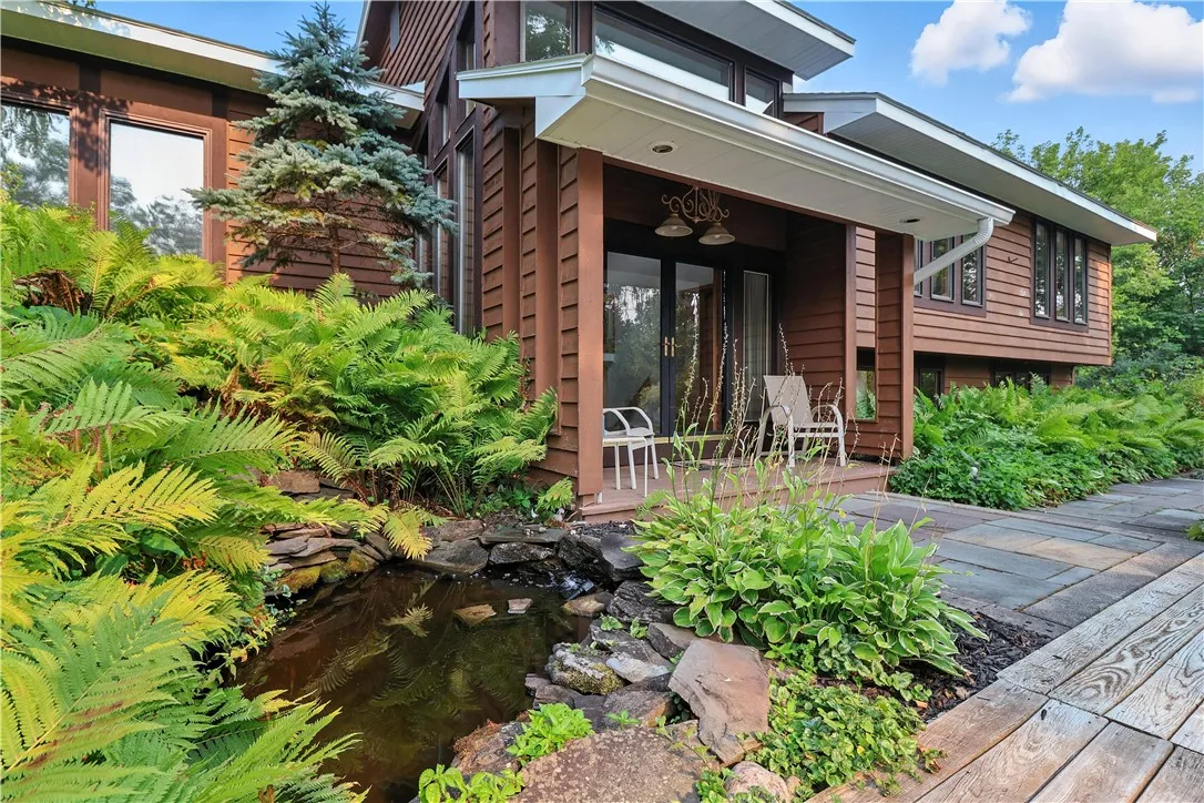 1324 New Seabury Lane, Victor, New York 14564, Victor, New York 14564, 4 Bedrooms Bedrooms, 8 Rooms Rooms,3 BathroomsBathrooms,Residential,Closed,1324 New Seabury Lane, Victor, New York 14564,0,R1614437