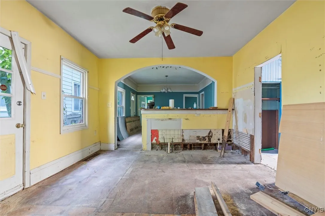 207 Boyden Street, Syracuse, New York 13203, Syracuse, New York 13203, 3 Bedrooms Bedrooms, 5 Rooms Rooms,1 BathroomBathrooms,Residential,Closed,207 Boyden Street, Syracuse, New York 13203,0,S1613786