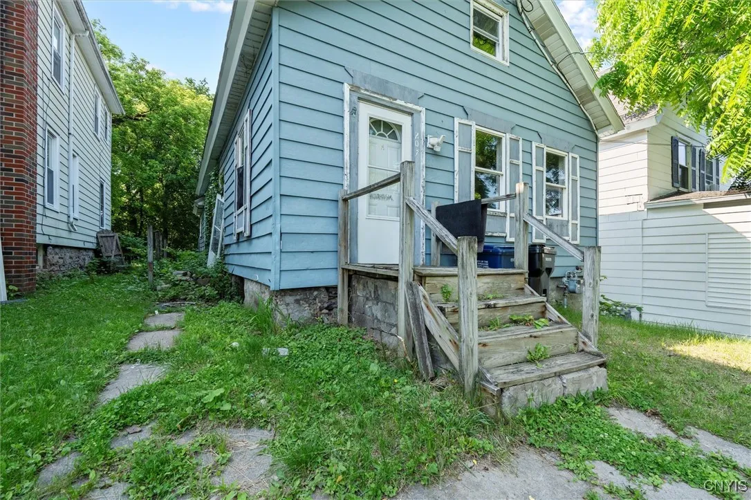 207 Boyden Street, Syracuse, New York 13203, Syracuse, New York 13203, 3 Bedrooms Bedrooms, 5 Rooms Rooms,1 BathroomBathrooms,Residential,Closed,207 Boyden Street, Syracuse, New York 13203,0,S1613786