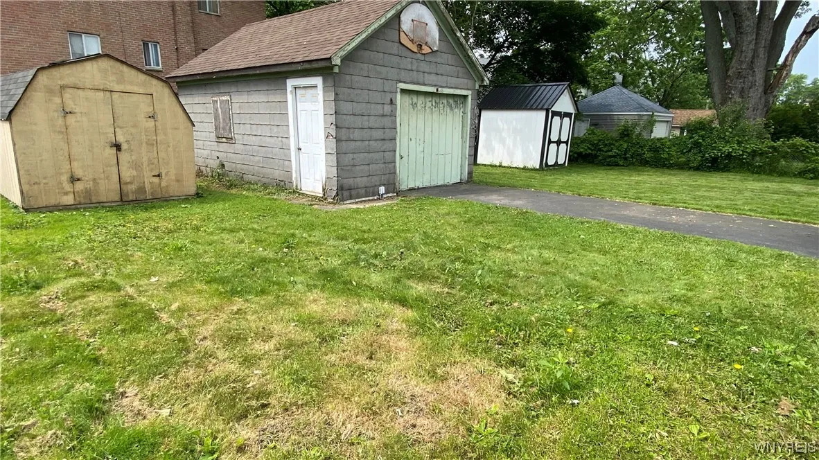 Shed