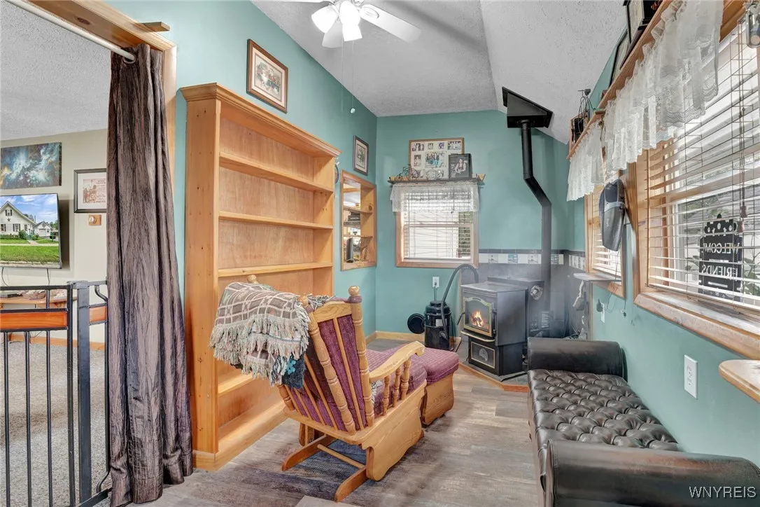11 Oatka Street, Warsaw, New York 14569, Warsaw, New York 14569, 3 Bedrooms Bedrooms, 8 Rooms Rooms,2 BathroomsBathrooms,Residential,Closed,11 Oatka Street, Warsaw, New York 14569,B1614595