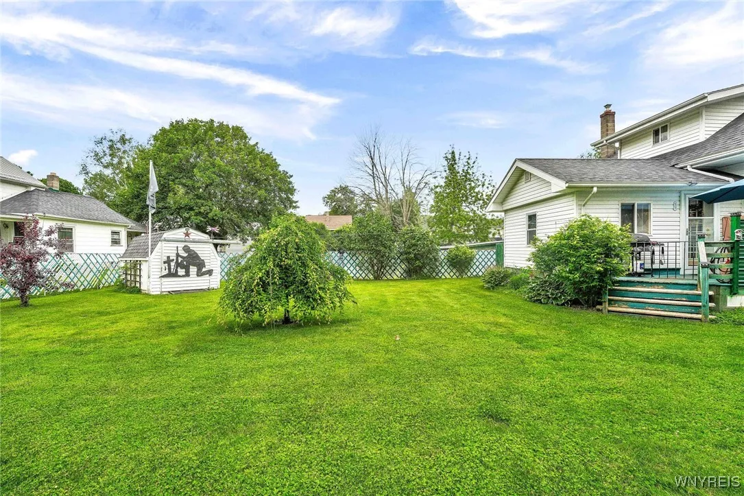 11 Oatka Street, Warsaw, New York 14569, Warsaw, New York 14569, 3 Bedrooms Bedrooms, 8 Rooms Rooms,2 BathroomsBathrooms,Residential,Closed,11 Oatka Street, Warsaw, New York 14569,B1614595