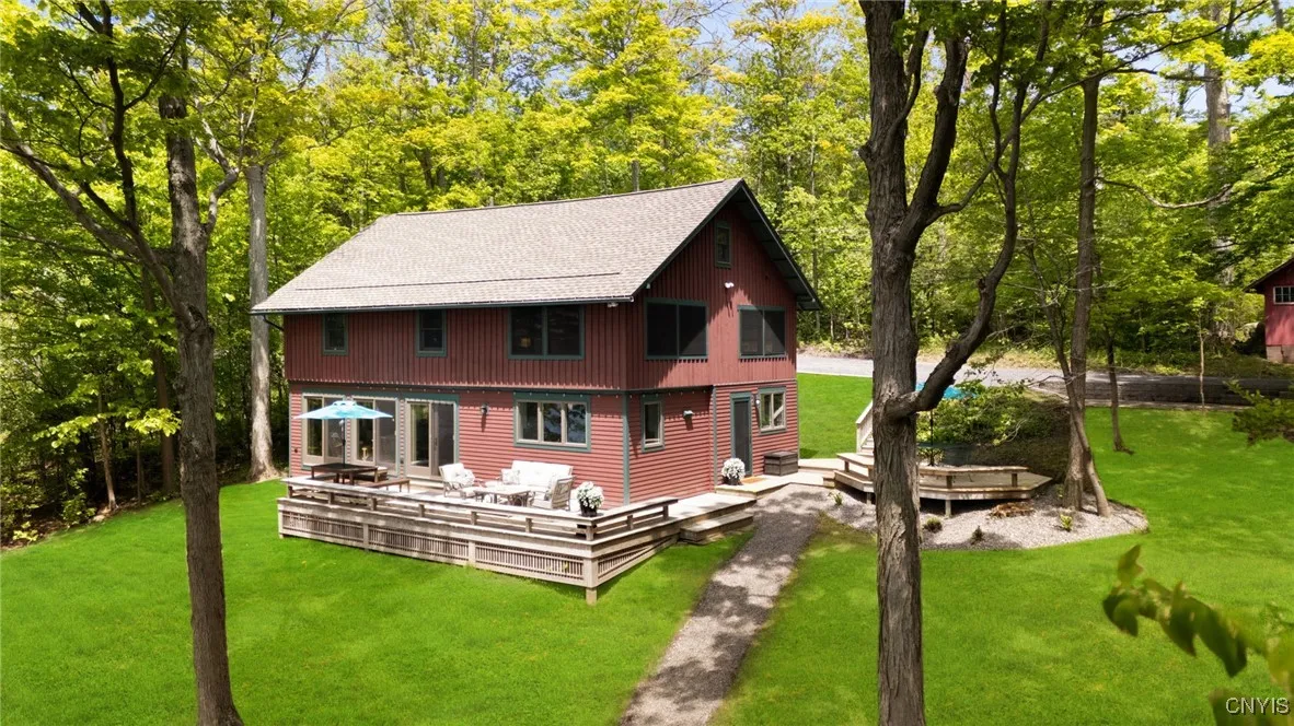 1561 Red Tail Lane, Spafford, New York 13152, Skaneateles, New York 13152, 4 Bedrooms Bedrooms, 9 Rooms Rooms,2 BathroomsBathrooms,Residential,Closed,1561 Red Tail Lane, Spafford, New York 13152,S1613549