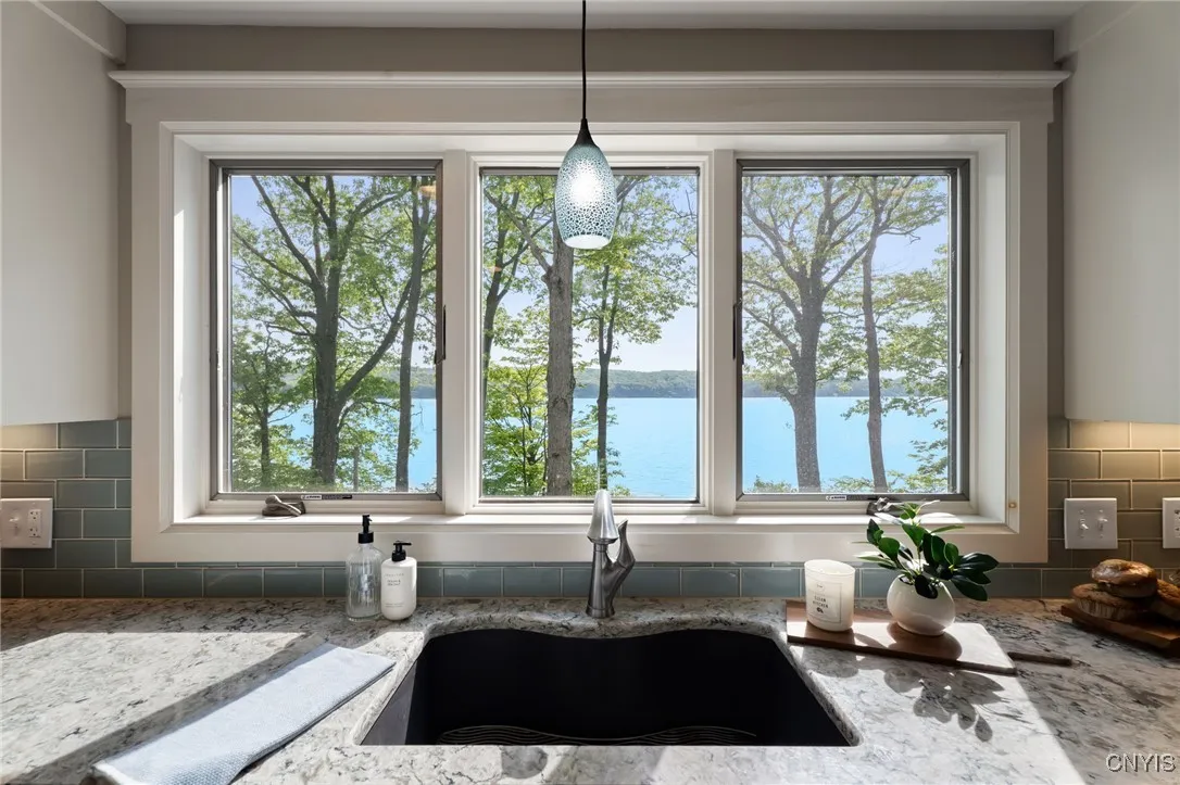 1561 Red Tail Lane, Spafford, New York 13152, Skaneateles, New York 13152, 4 Bedrooms Bedrooms, 9 Rooms Rooms,2 BathroomsBathrooms,Residential,Closed,1561 Red Tail Lane, Spafford, New York 13152,S1613549