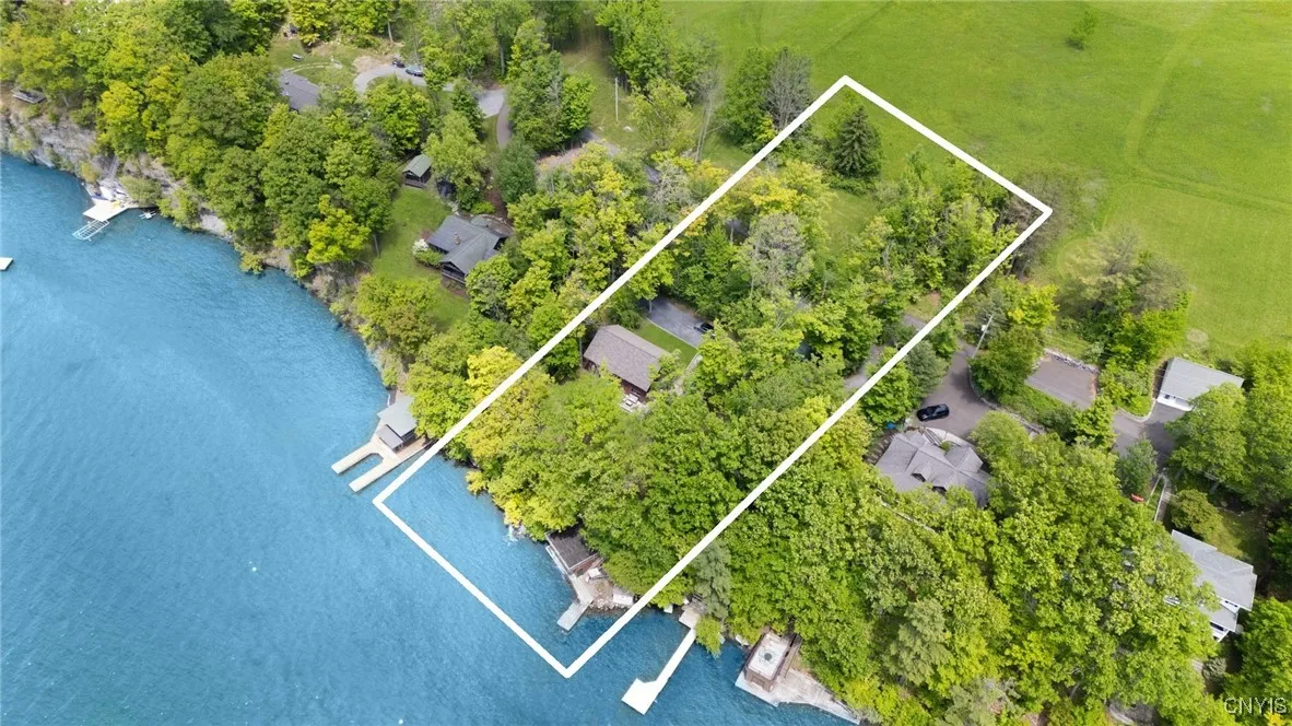 1561 Red Tail Lane, Spafford, New York 13152, Skaneateles, New York 13152, 4 Bedrooms Bedrooms, 9 Rooms Rooms,2 BathroomsBathrooms,Residential,Closed,1561 Red Tail Lane, Spafford, New York 13152,S1613549
