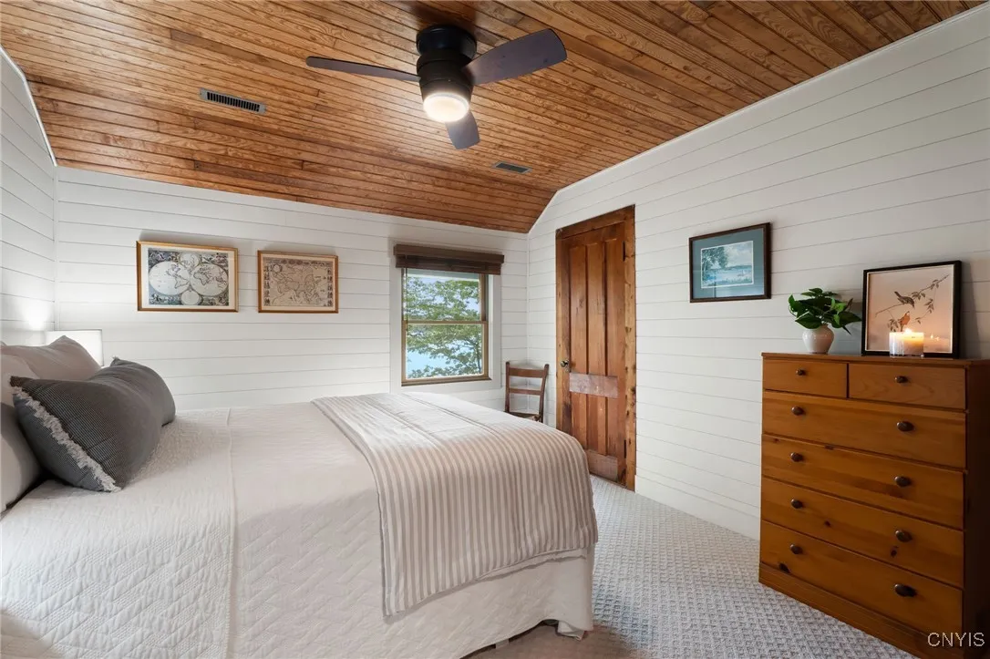 1561 Red Tail Lane, Spafford, New York 13152, Skaneateles, New York 13152, 4 Bedrooms Bedrooms, 9 Rooms Rooms,2 BathroomsBathrooms,Residential,Closed,1561 Red Tail Lane, Spafford, New York 13152,S1613549