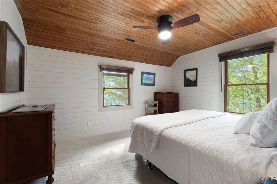 1561 Red Tail Lane, Spafford, New York 13152, Skaneateles, New York 13152, 4 Bedrooms Bedrooms, 9 Rooms Rooms,2 BathroomsBathrooms,Residential,Closed,1561 Red Tail Lane, Spafford, New York 13152,S1613549
