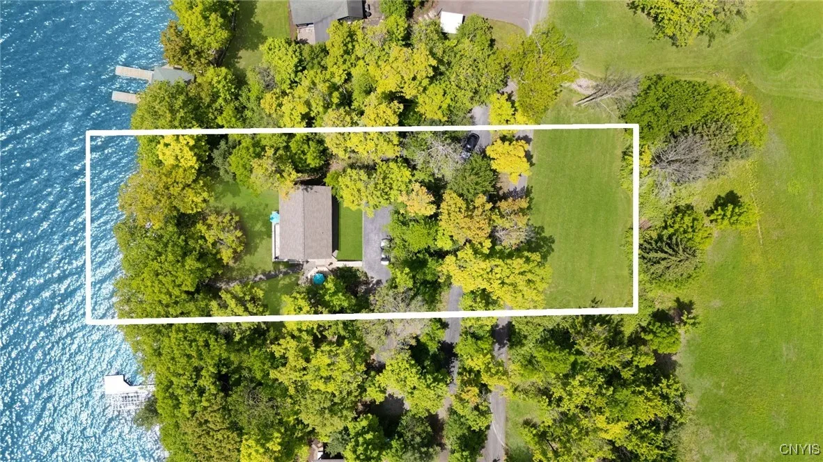 1561 Red Tail Lane, Spafford, New York 13152, Skaneateles, New York 13152, 4 Bedrooms Bedrooms, 9 Rooms Rooms,2 BathroomsBathrooms,Residential,Closed,1561 Red Tail Lane, Spafford, New York 13152,S1613549