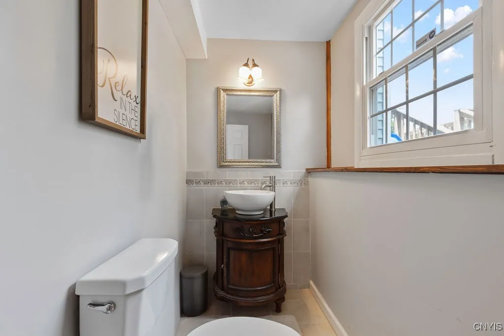113 Dorando Way, Salina, New York 13090, Salina, New York 13090, 3 Bedrooms Bedrooms, 7 Rooms Rooms,1 BathroomBathrooms,Residential,Closed,113 Dorando Way, Salina, New York 13090,0,S1614217