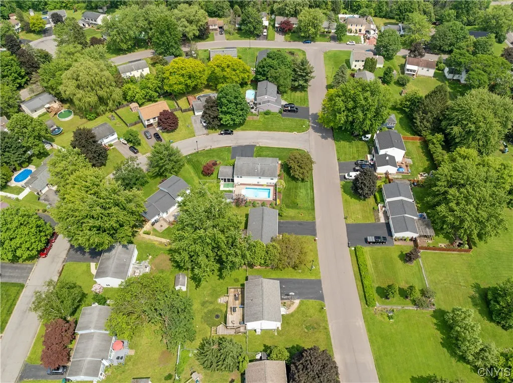 8265 Carnation Drive, Clay, New York 13027, Clay, New York 13027, 3 Bedrooms Bedrooms, 9 Rooms Rooms,2 BathroomsBathrooms,Residential,Closed,8265 Carnation Drive, Clay, New York 13027,0,S1614403