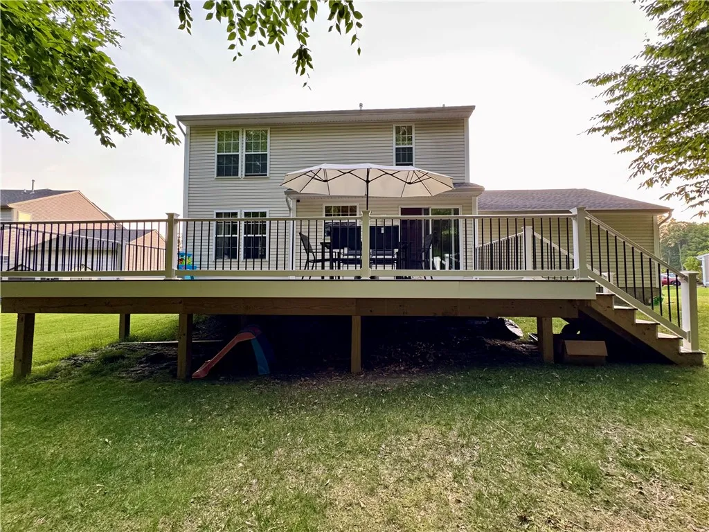 1056 Fawn Wood Drive, Webster, New York 14580, Webster, New York 14580, 3 Bedrooms Bedrooms, 7 Rooms Rooms,1 BathroomBathrooms,Residential,Closed,1056 Fawn Wood Drive, Webster, New York 14580,0,R1614817