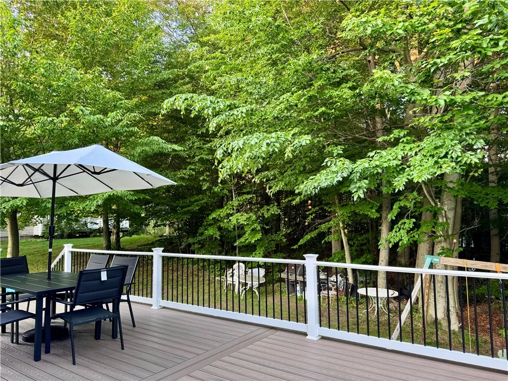 1056 Fawn Wood Drive, Webster, New York 14580, Webster, New York 14580, 3 Bedrooms Bedrooms, 7 Rooms Rooms,1 BathroomBathrooms,Residential,Closed,1056 Fawn Wood Drive, Webster, New York 14580,0,R1614817