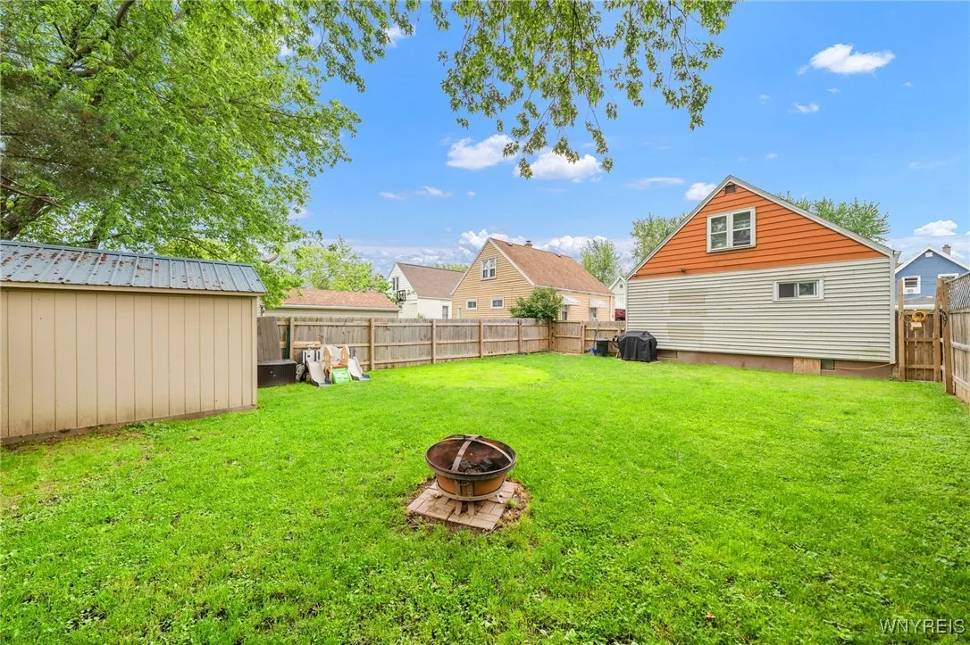 34 Spaulding Street, Buffalo, New York 14220, Buffalo, New York 14220, 3 Bedrooms Bedrooms, 5 Rooms Rooms,1 BathroomBathrooms,Residential,Closed,34 Spaulding Street, Buffalo, New York 14220,B1614831