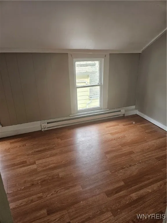 167 East Street, Buffalo, New York 14207, Buffalo, New York 14207, 6 Bedrooms Bedrooms, ,2 BathroomsBathrooms,Residential,For Sale,167 East Street, Buffalo, New York 14207,B1614820