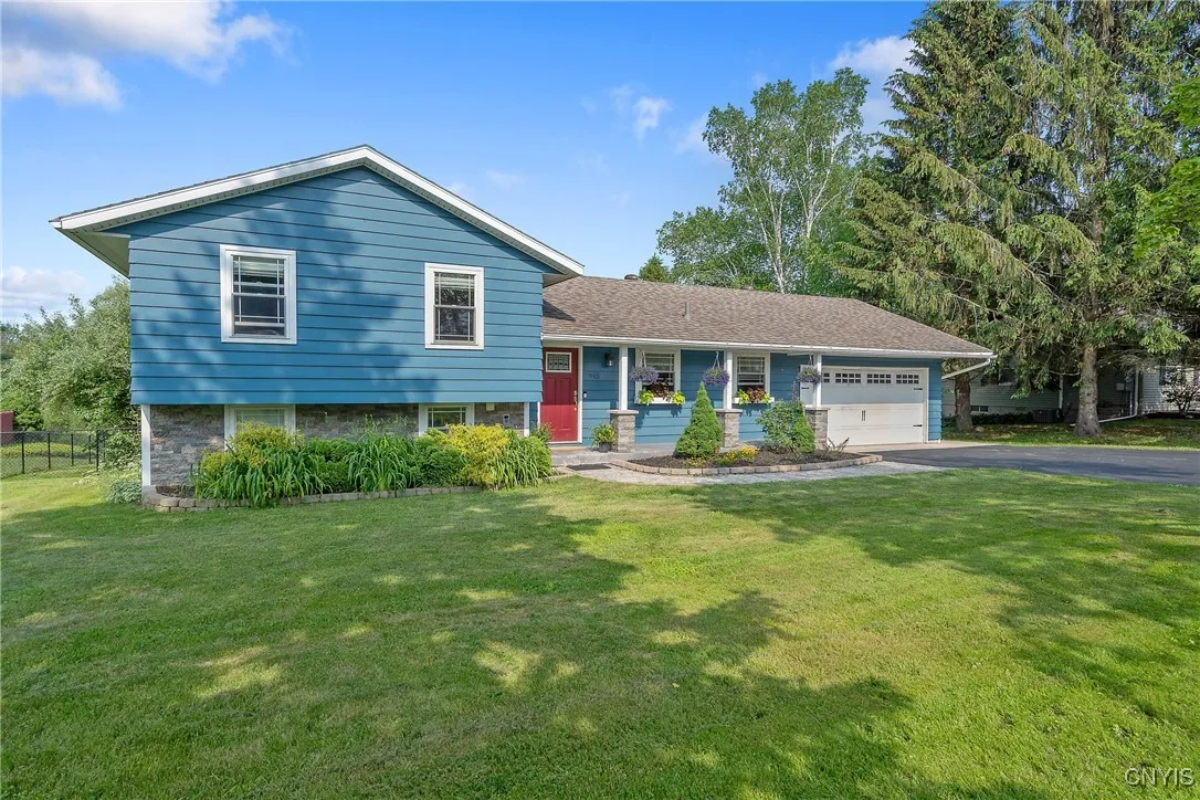 942 County Route 25, Minetto, New York 13126, Minetto, New York 13126, 3 Bedrooms Bedrooms, 7 Rooms Rooms,2 BathroomsBathrooms,Residential,Closed,942 County Route 25, Minetto, New York 13126,0,S1613676