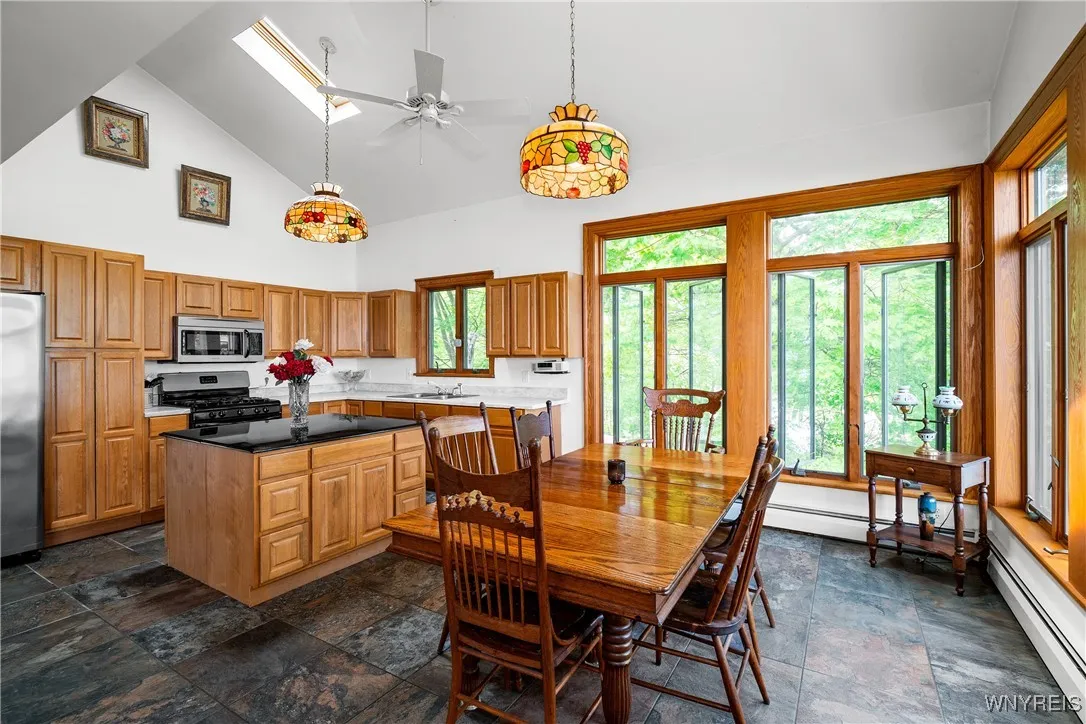5316 Lake Shore Road, Hamburg, New York 14075, Hamburg, New York 14075, 3 Bedrooms Bedrooms, 10 Rooms Rooms,2 BathroomsBathrooms,Residential,For Sale,5316 Lake Shore Road, Hamburg, New York 14075,B1614508