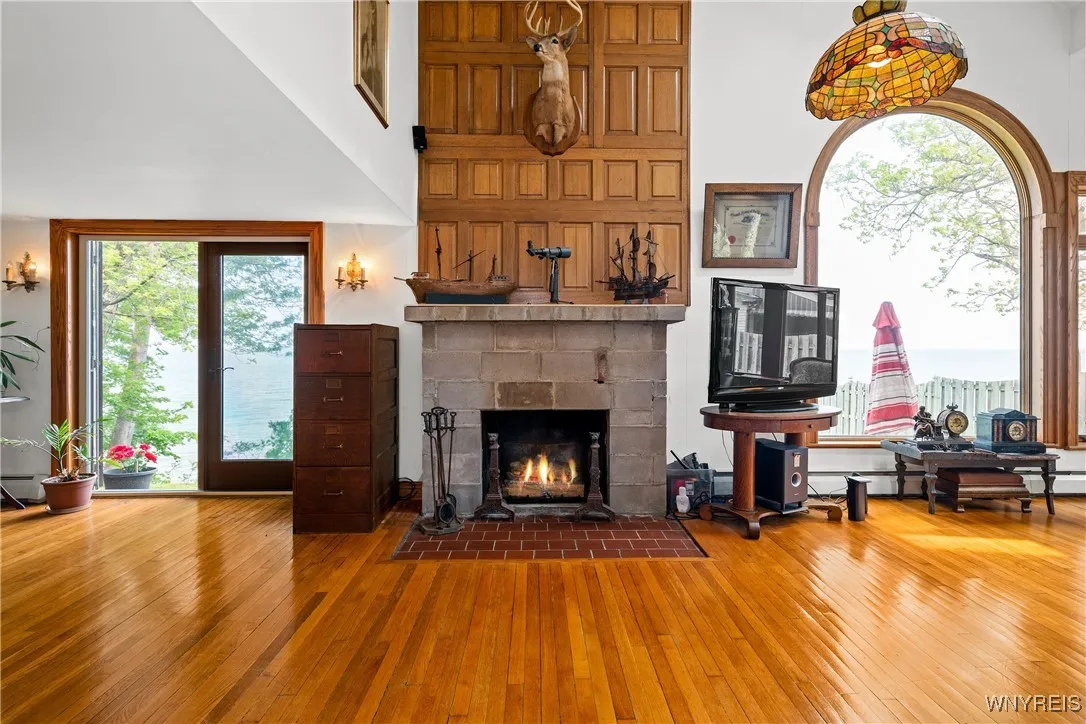 5316 Lake Shore Road, Hamburg, New York 14075, Hamburg, New York 14075, 3 Bedrooms Bedrooms, 10 Rooms Rooms,2 BathroomsBathrooms,Residential,For Sale,5316 Lake Shore Road, Hamburg, New York 14075,B1614508