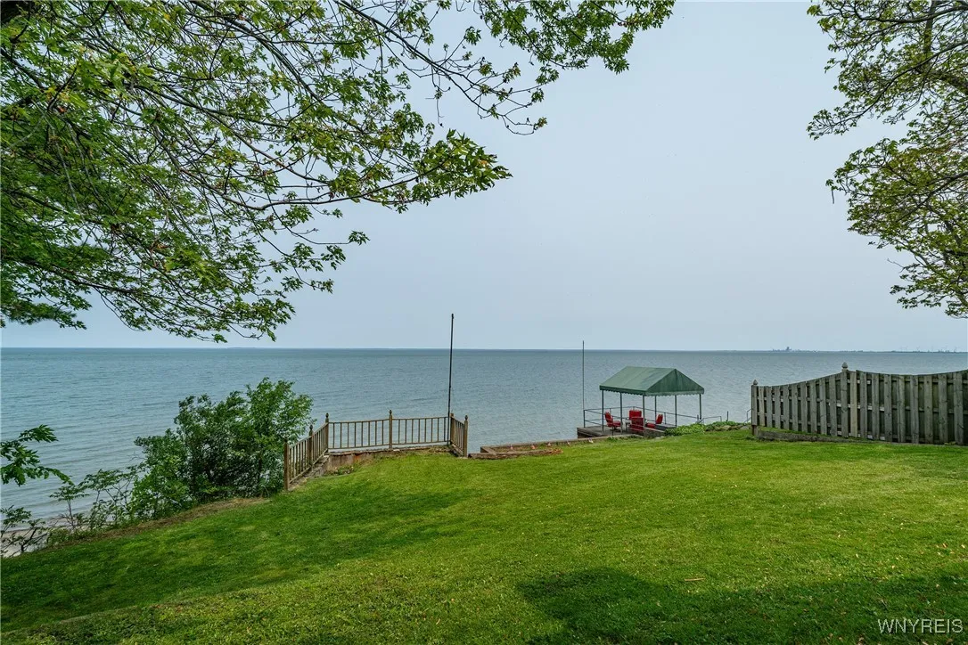 5316 Lake Shore Road, Hamburg, New York 14075, Hamburg, New York 14075, 3 Bedrooms Bedrooms, 10 Rooms Rooms,2 BathroomsBathrooms,Residential,For Sale,5316 Lake Shore Road, Hamburg, New York 14075,B1614508