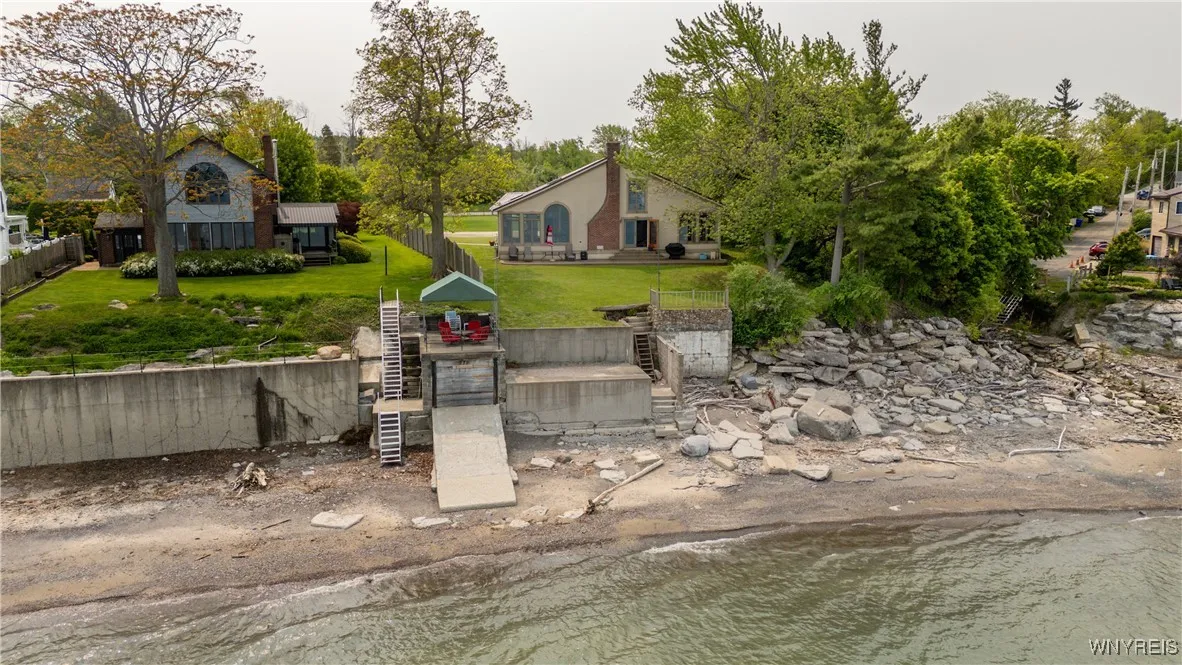 5316 Lake Shore Road, Hamburg, New York 14075, Hamburg, New York 14075, 3 Bedrooms Bedrooms, 10 Rooms Rooms,2 BathroomsBathrooms,Residential,For Sale,5316 Lake Shore Road, Hamburg, New York 14075,B1614508