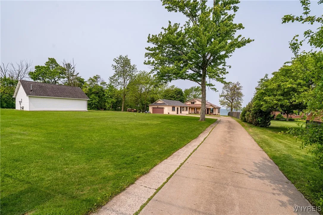 5316 Lake Shore Road, Hamburg, New York 14075, Hamburg, New York 14075, 3 Bedrooms Bedrooms, 10 Rooms Rooms,2 BathroomsBathrooms,Residential,For Sale,5316 Lake Shore Road, Hamburg, New York 14075,B1614508