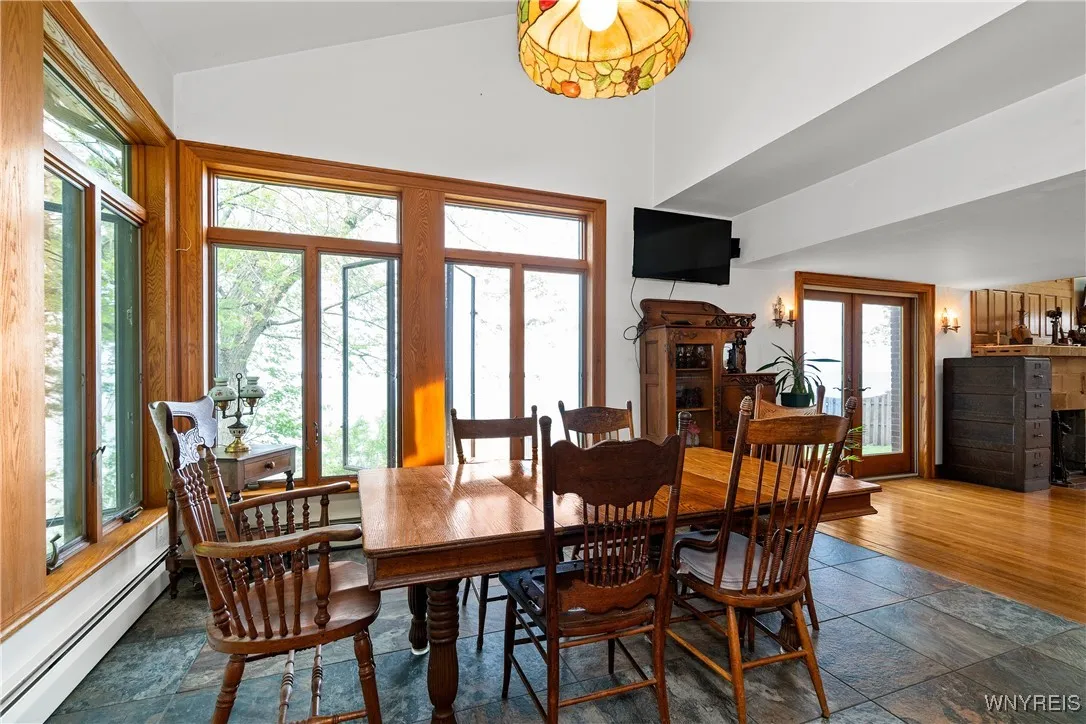5316 Lake Shore Road, Hamburg, New York 14075, Hamburg, New York 14075, 3 Bedrooms Bedrooms, 10 Rooms Rooms,2 BathroomsBathrooms,Residential,For Sale,5316 Lake Shore Road, Hamburg, New York 14075,B1614508