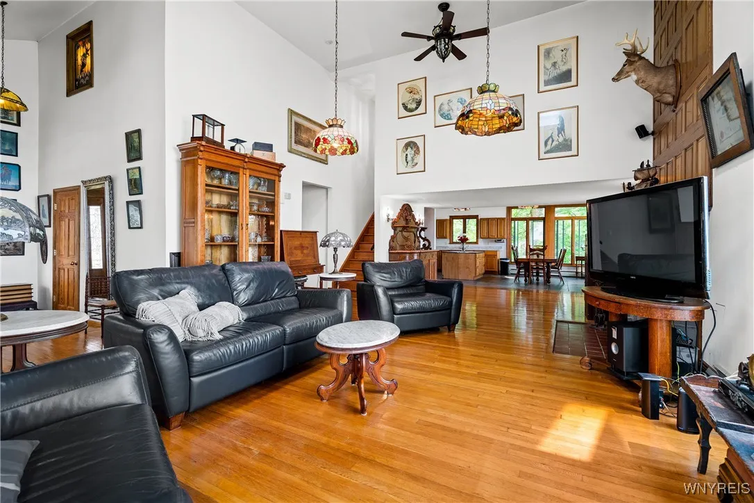 5316 Lake Shore Road, Hamburg, New York 14075, Hamburg, New York 14075, 3 Bedrooms Bedrooms, 10 Rooms Rooms,2 BathroomsBathrooms,Residential,For Sale,5316 Lake Shore Road, Hamburg, New York 14075,B1614508