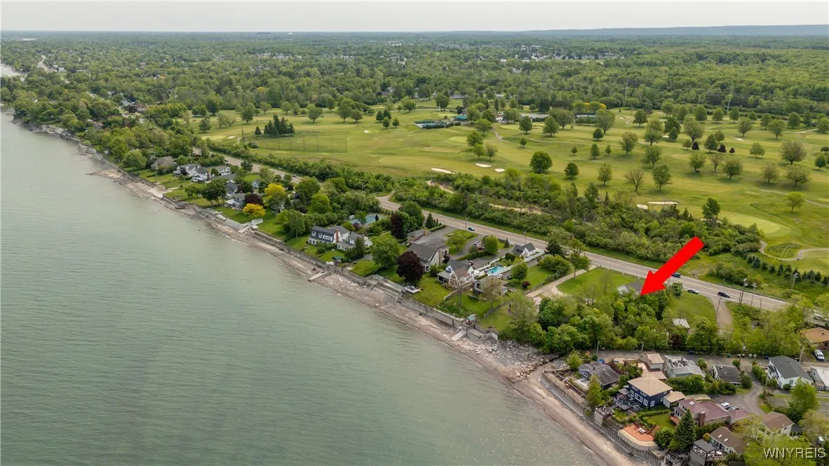 5316 Lake Shore Road, Hamburg, New York 14075, Hamburg, New York 14075, 3 Bedrooms Bedrooms, 10 Rooms Rooms,2 BathroomsBathrooms,Residential,For Sale,5316 Lake Shore Road, Hamburg, New York 14075,B1614508