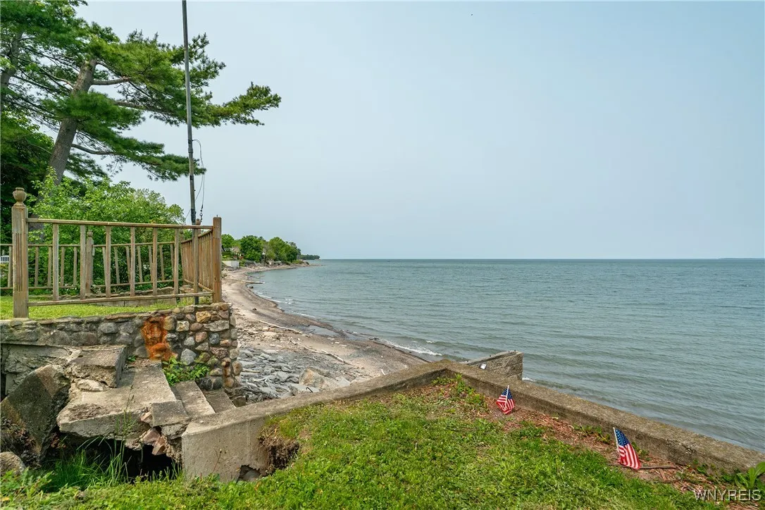 5316 Lake Shore Road, Hamburg, New York 14075, Hamburg, New York 14075, 3 Bedrooms Bedrooms, 10 Rooms Rooms,2 BathroomsBathrooms,Residential,For Sale,5316 Lake Shore Road, Hamburg, New York 14075,B1614508