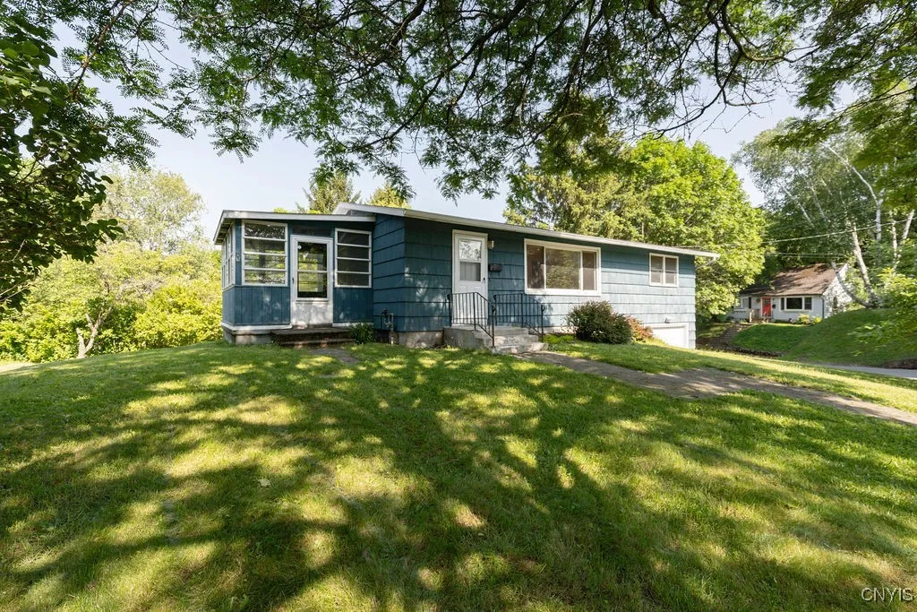 110 Wolcott Terrace, Syracuse, New York 13207, Syracuse, New York 13207, 3 Bedrooms Bedrooms, 7 Rooms Rooms,1 BathroomBathrooms,Residential,Closed,110 Wolcott Terrace, Syracuse, New York 13207,0,S1614736