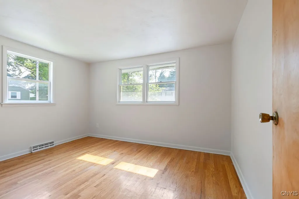 110 Wolcott Terrace, Syracuse, New York 13207, Syracuse, New York 13207, 3 Bedrooms Bedrooms, 7 Rooms Rooms,1 BathroomBathrooms,Residential,Closed,110 Wolcott Terrace, Syracuse, New York 13207,0,S1614736
