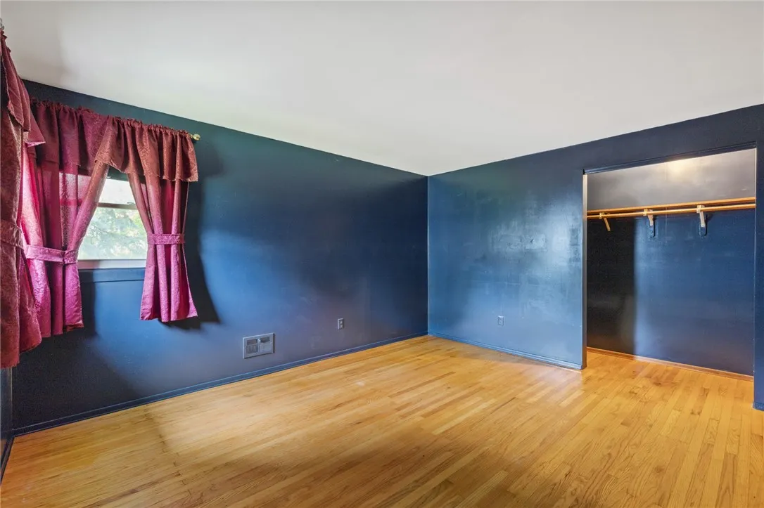 130 Quay Drive, Irondequoit, New York 14617, Irondequoit, New York 14617, 4 Bedrooms Bedrooms, 7 Rooms Rooms,2 BathroomsBathrooms,Residential,Closed,130 Quay Drive, Irondequoit, New York 14617,0,R1614912