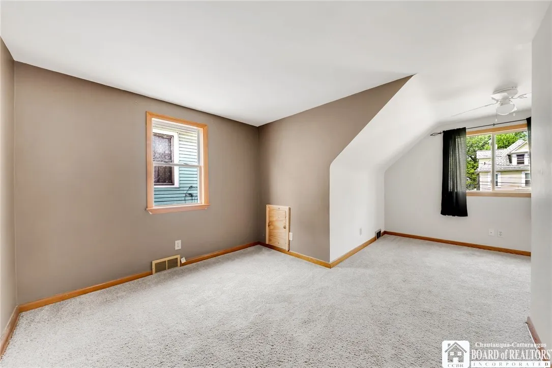 105 Riverview Place, Buffalo, New York 14201, Buffalo, New York 14210, 3 Bedrooms Bedrooms, ,2 BathroomsBathrooms,Residential,Closed,105 Riverview Place, Buffalo, New York 14201,R1614896