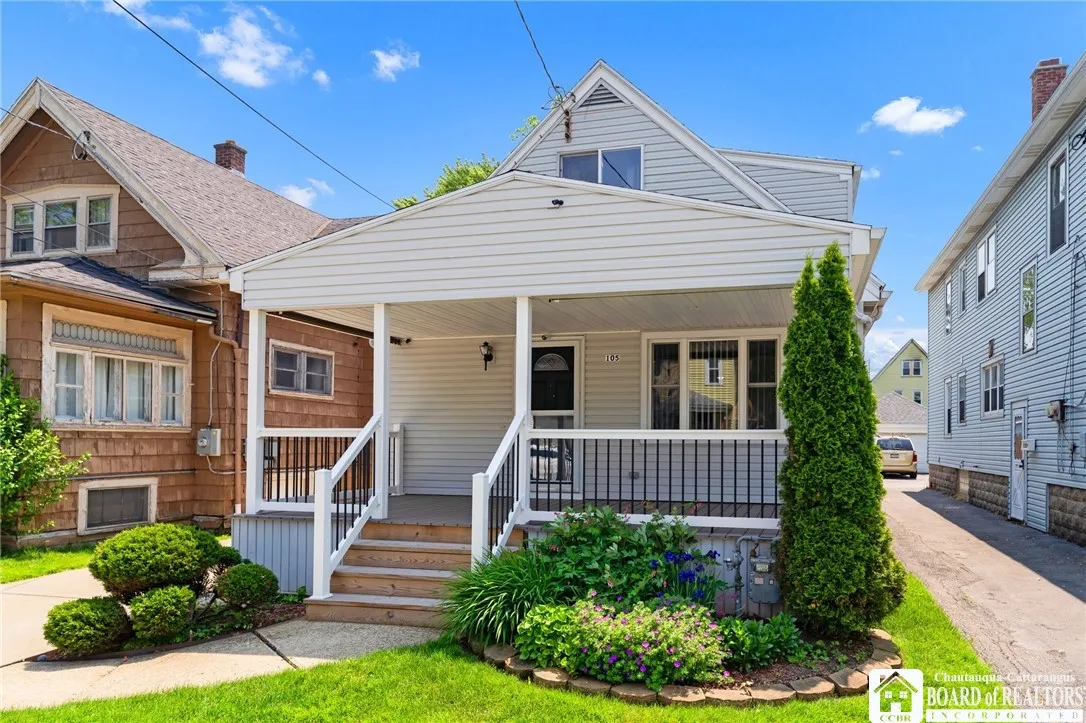 105 Riverview Place, Buffalo, New York 14201, Buffalo, New York 14210, 3 Bedrooms Bedrooms, ,2 BathroomsBathrooms,Residential,Closed,105 Riverview Place, Buffalo, New York 14201,R1614896