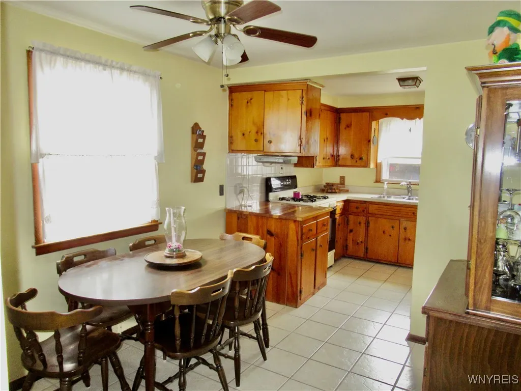 173 Wellington Avenue, Tonawanda-town, New York 14, Tonawanda, New York 14223, 3 Bedrooms Bedrooms, 5 Rooms Rooms,1 BathroomBathrooms,Residential,Closed,173 Wellington Avenue, Tonawanda-town, New York 14,B1614596