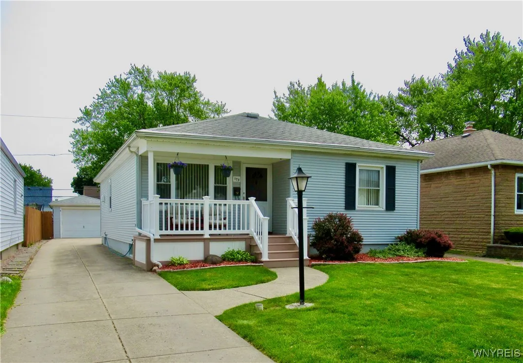 173 Wellington Avenue, Tonawanda-town, New York 14, Tonawanda, New York 14223, 3 Bedrooms Bedrooms, 5 Rooms Rooms,1 BathroomBathrooms,Residential,Closed,173 Wellington Avenue, Tonawanda-town, New York 14,B1614596