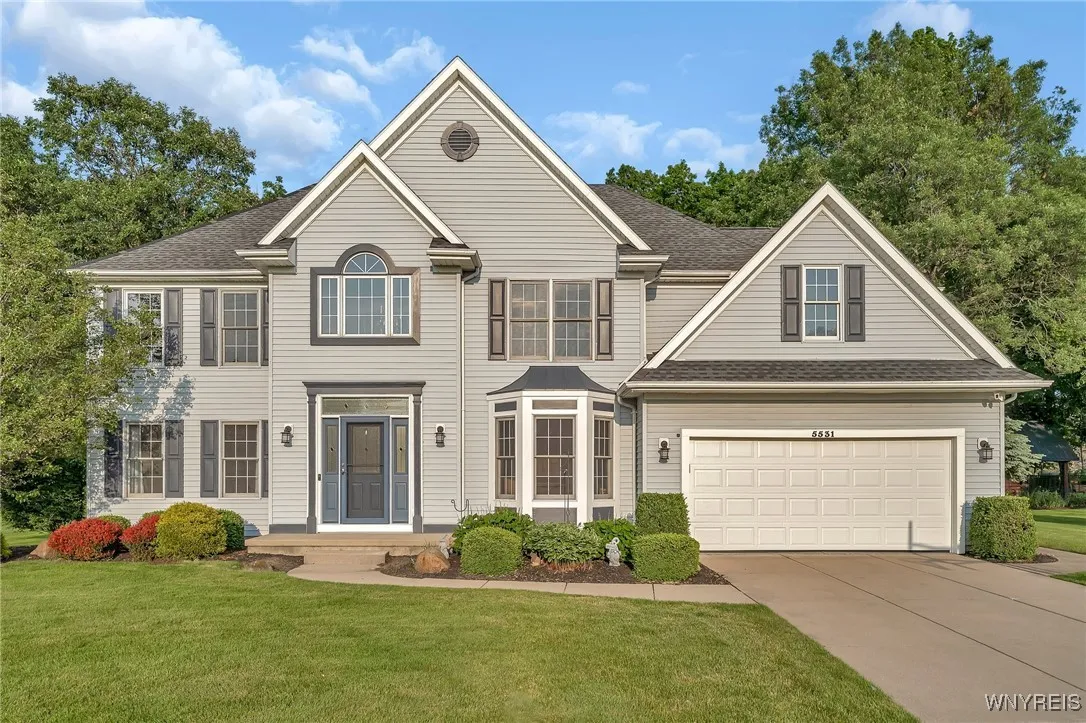 5531 Pine Loch Lane, Clarence, New York 14221, Clarence, New York 14221, 4 Bedrooms Bedrooms, 10 Rooms Rooms,2 BathroomsBathrooms,Residential,Closed,5531 Pine Loch Lane, Clarence, New York 14221,B1613791
