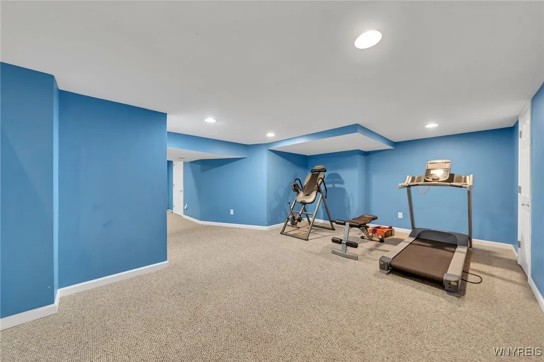 5531 Pine Loch Lane, Clarence, New York 14221, Clarence, New York 14221, 4 Bedrooms Bedrooms, 10 Rooms Rooms,2 BathroomsBathrooms,Residential,Closed,5531 Pine Loch Lane, Clarence, New York 14221,B1613791