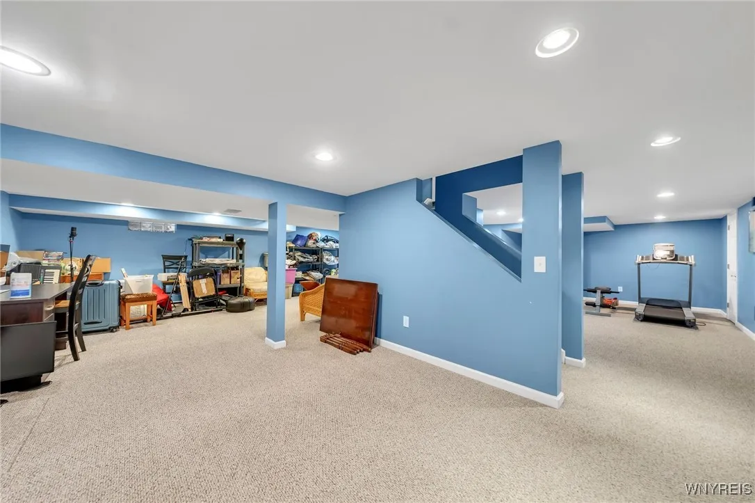 5531 Pine Loch Lane, Clarence, New York 14221, Clarence, New York 14221, 4 Bedrooms Bedrooms, 10 Rooms Rooms,2 BathroomsBathrooms,Residential,Closed,5531 Pine Loch Lane, Clarence, New York 14221,B1613791