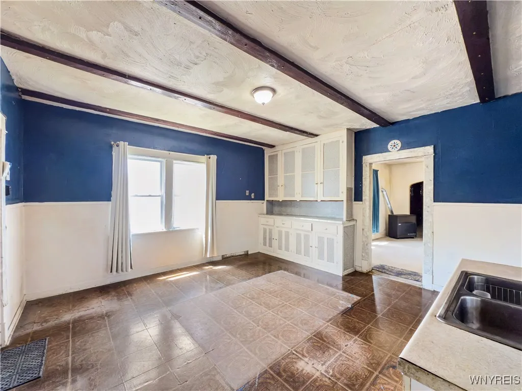 69 Halstead Avenue, Cheektowaga, New York 14212, Cheektowaga, New York 14212, 4 Bedrooms Bedrooms, 7 Rooms Rooms,1 BathroomBathrooms,Residential,For Sale,69 Halstead Avenue, Cheektowaga, New York 14212,B1614982