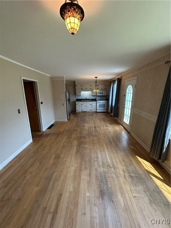 5841 Reis Drive, Cicero, New York 13039, Cicero, New York 13039, 3 Bedrooms Bedrooms, 9 Rooms Rooms,1 BathroomBathrooms,Residential,Closed,5841 Reis Drive, Cicero, New York 13039,0,S1614993
