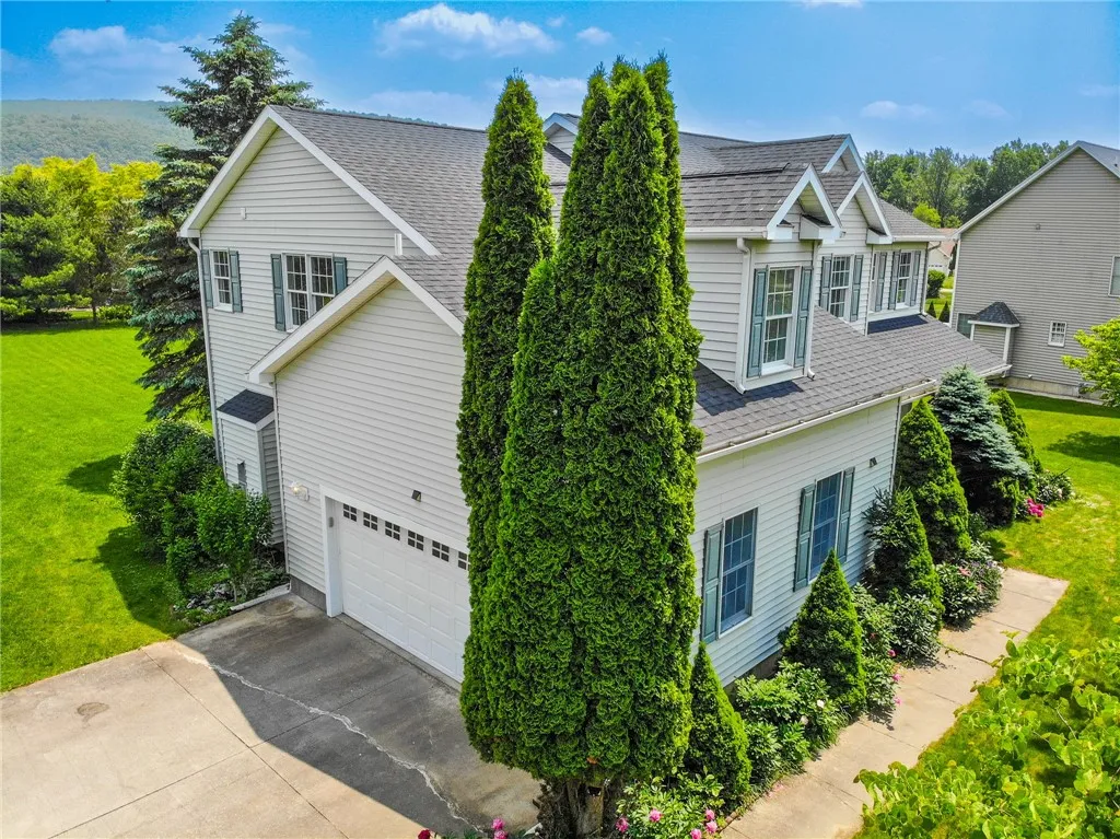 106 Woodsview, Erwin, New York 14870, Erwin, New York 14870, 4 Bedrooms Bedrooms, 11 Rooms Rooms,3 BathroomsBathrooms,Residential,Closed,106 Woodsview, Erwin, New York 14870,0,R1611543